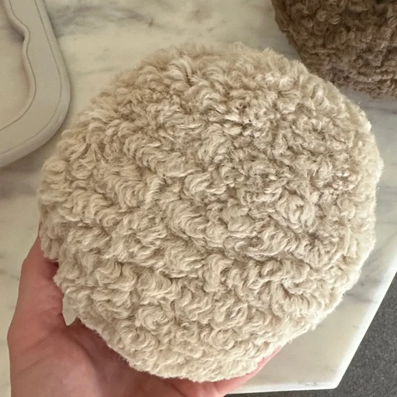 Jellycat hibernating Fox- retired! - Picture 6 of 6